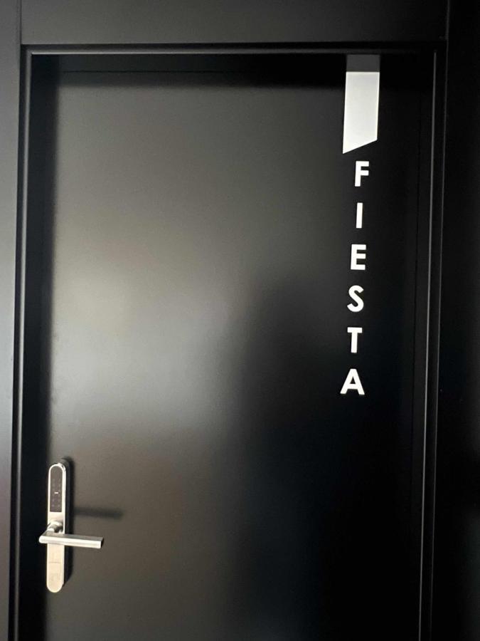 Apartament Fiesta Cama Individual Modern & Luxury Malaga Zewnętrze zdjęcie
